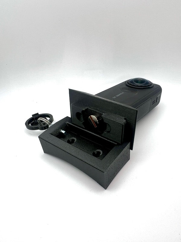 Insta360 X6 - Cookie / Kiss / Tonfly Helmet mount - Cutaway quick release